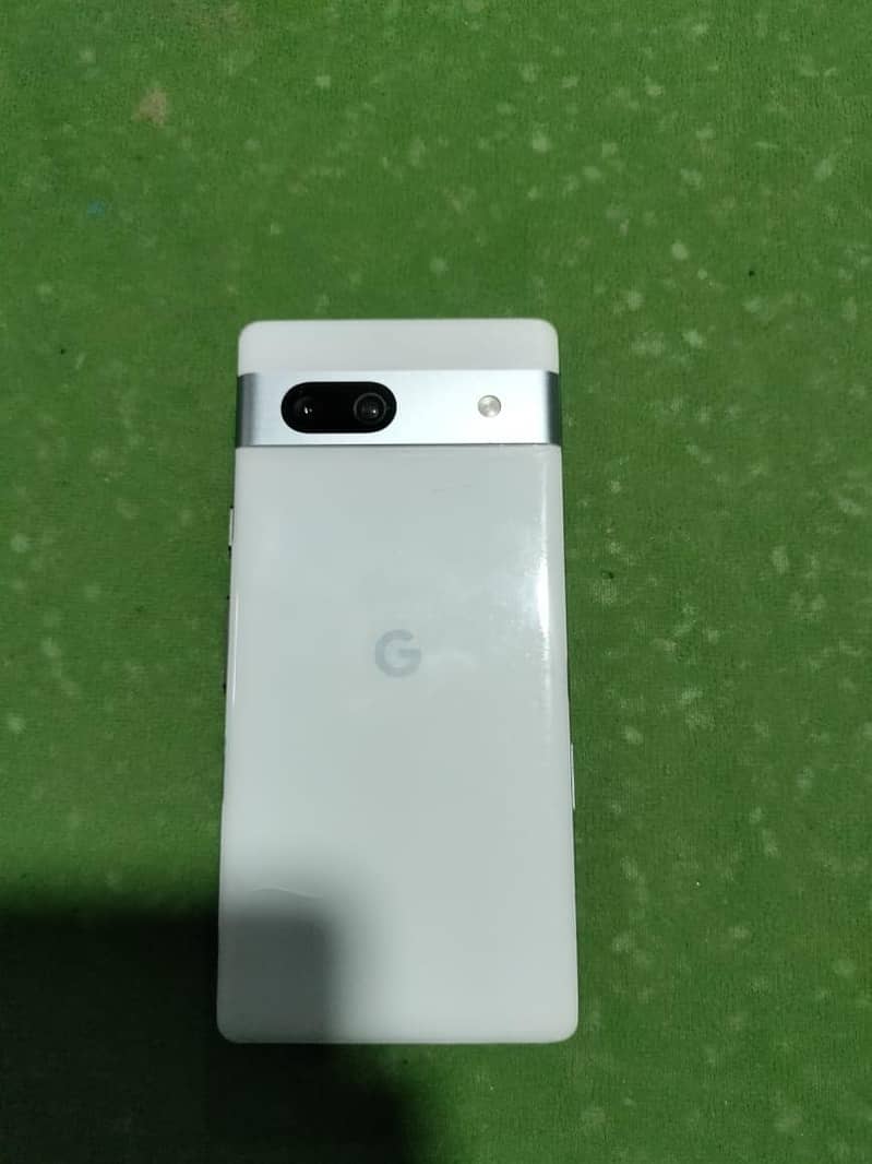 Google Pixel 7a 9/10 good condition 7