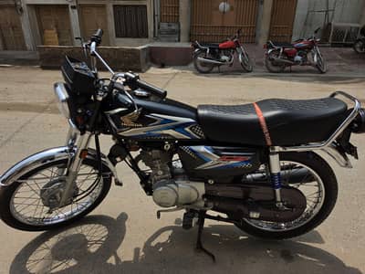 honda 125 2025 model black color