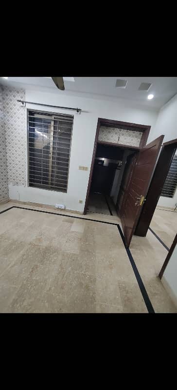 25x40 4 Marla House Prime Location for Sale in G-13