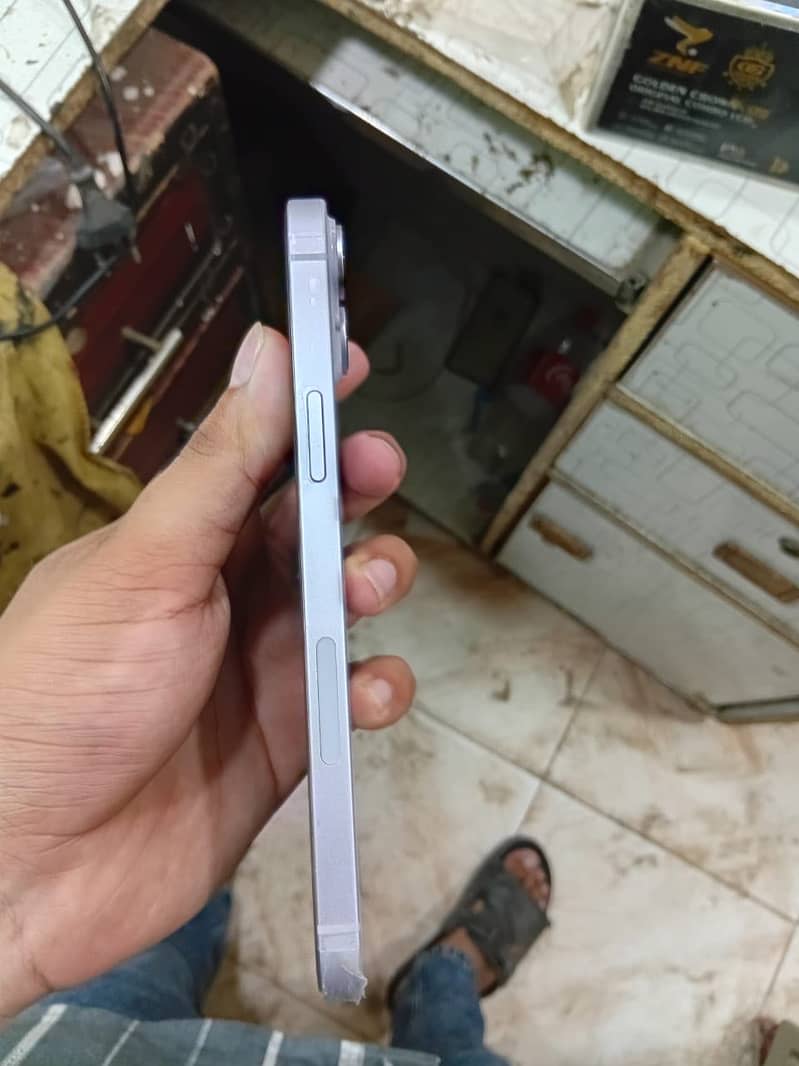 Apple iPhone 14 plus 2