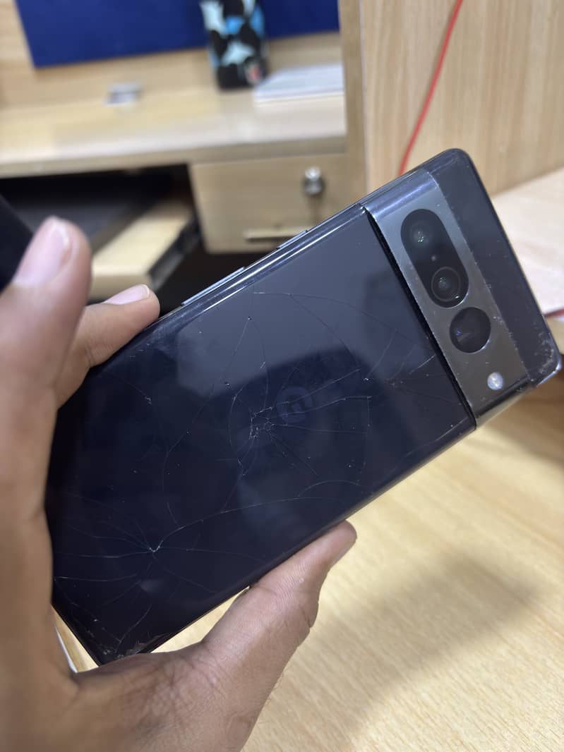 Google Pixel 7 Pro 2
