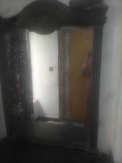 dressing table