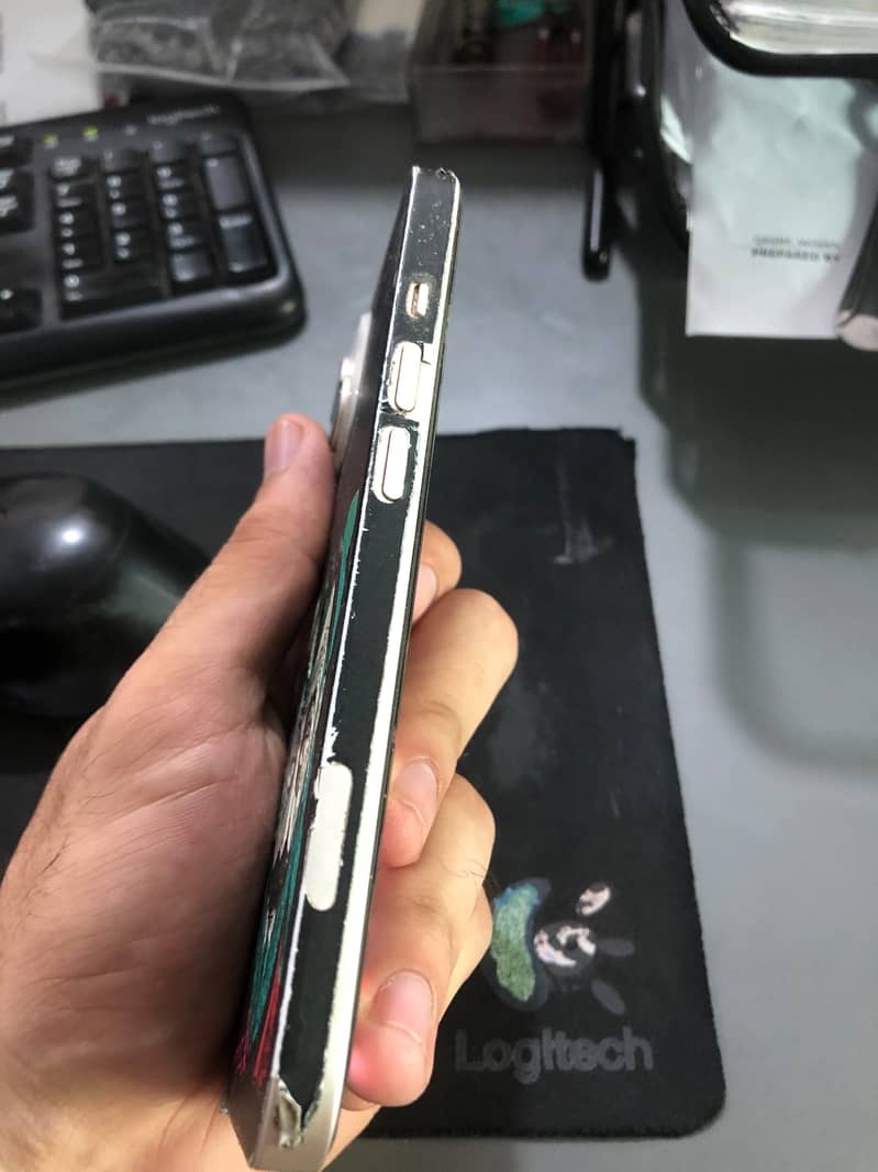 Apple iPhone 14 2
