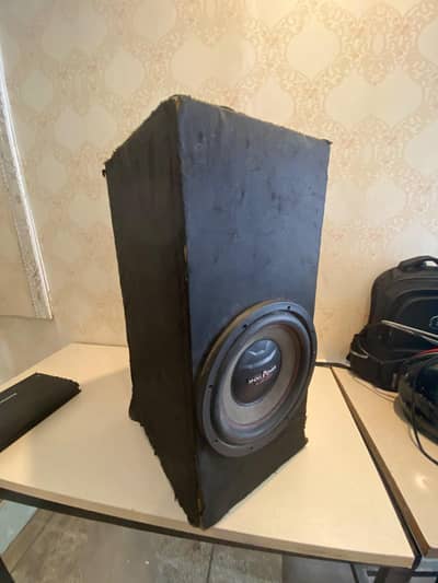 Amplifier Base Tube + Speaker
