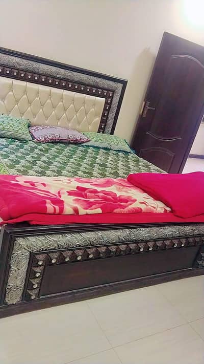 bed side tables metres and dressing table