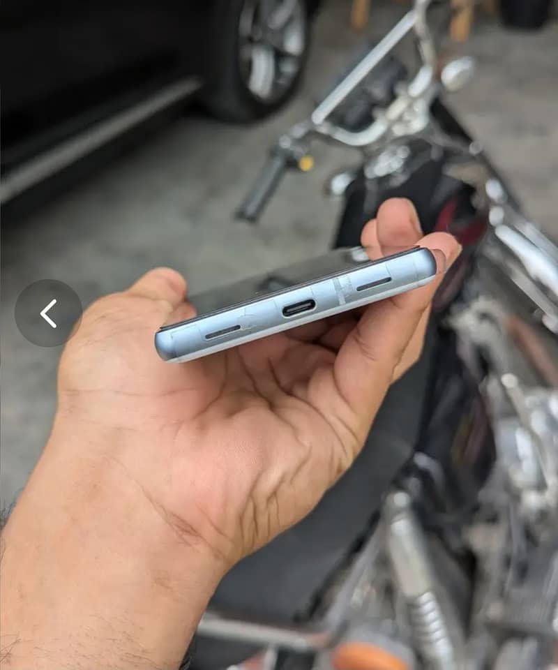 Google Pixel 7a 2