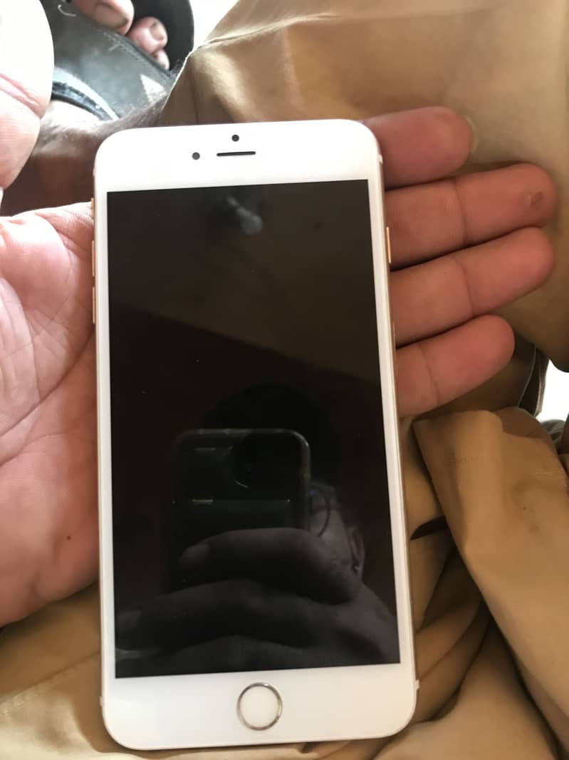 iPhone 6s Plus 0