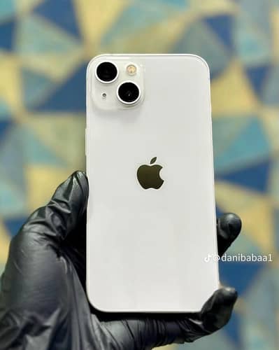 Apple iPhone 13