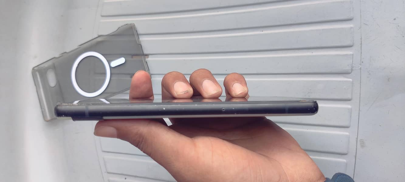 Google Pixel 6a 1