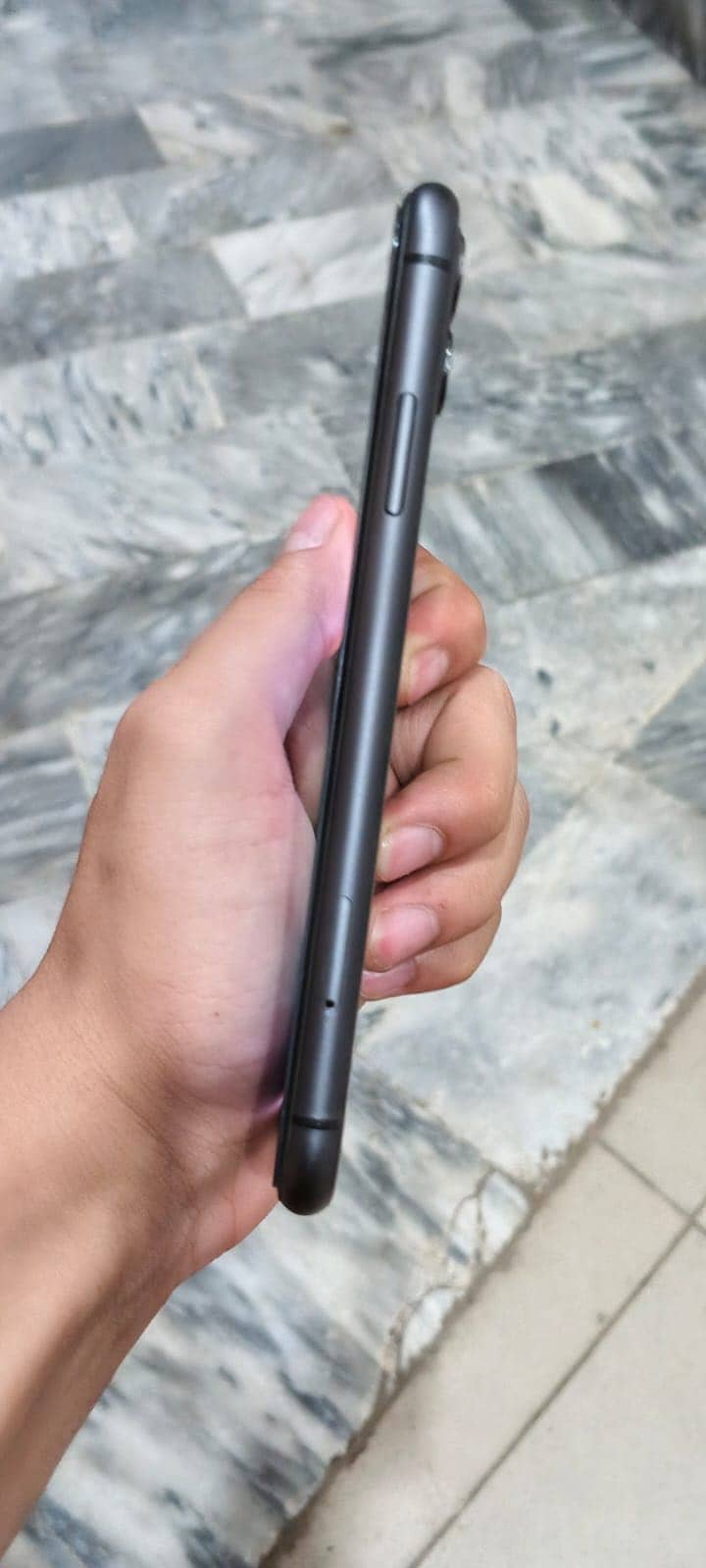 Apple iPhone 11 2