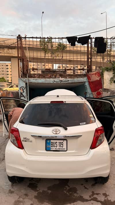 Toyota Vitz 2013