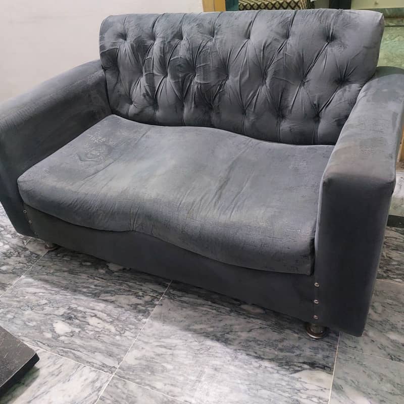 2 seater sofa 0