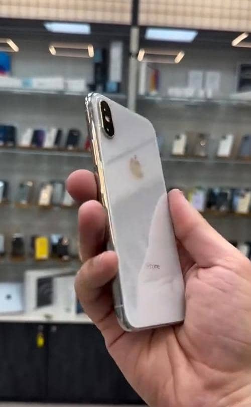 Apple iPhone X 1