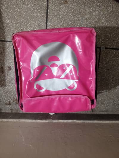 Food Panda Delivery Box Condition 10/10