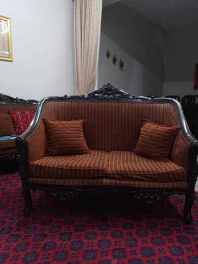 Sofa 2 Seater Chinuety