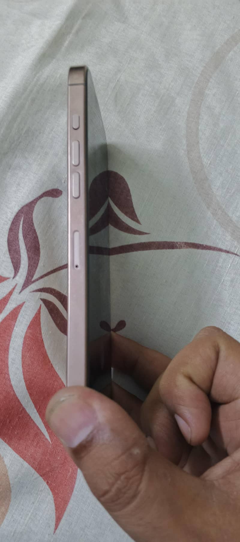 Apple iPhone 16 Pro Max 3
