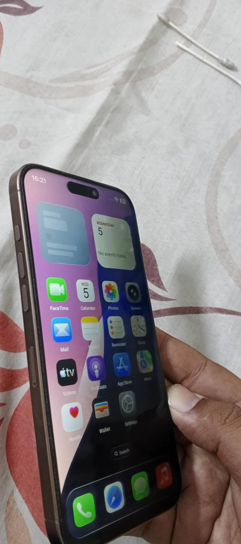 Apple iPhone 16 Pro Max 5