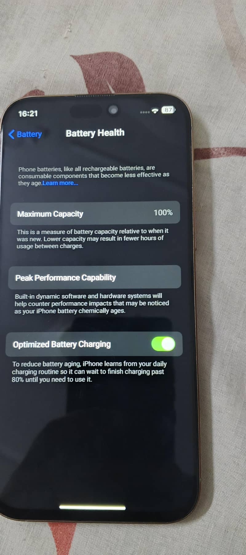 Apple iPhone 16 Pro Max 6