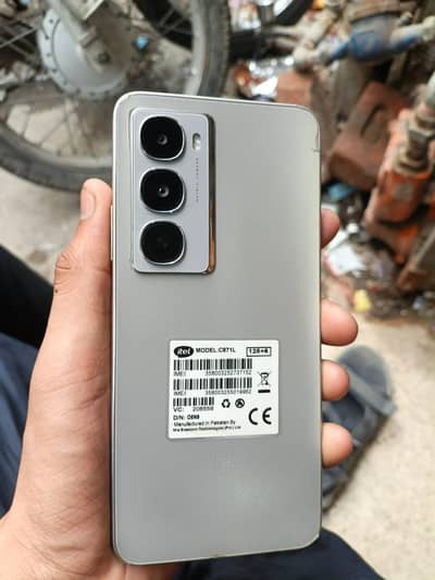 Itel City 100