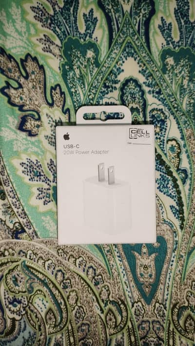 i want to selling my original 20W power Adapter just opn seal opn