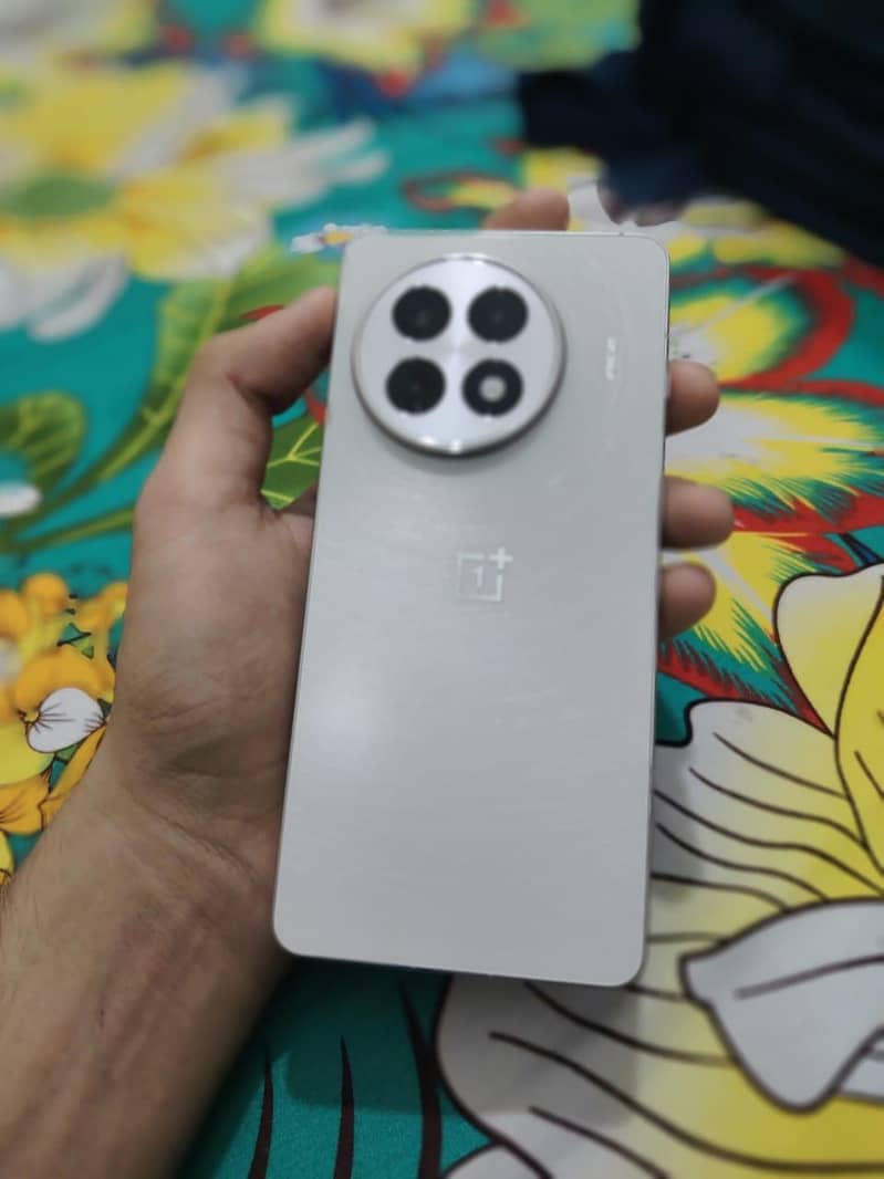 One Plus 13R 1