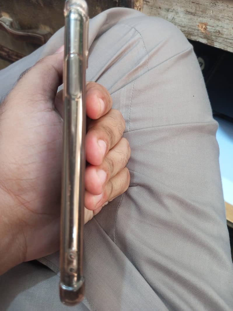 Apple iPhone X 1