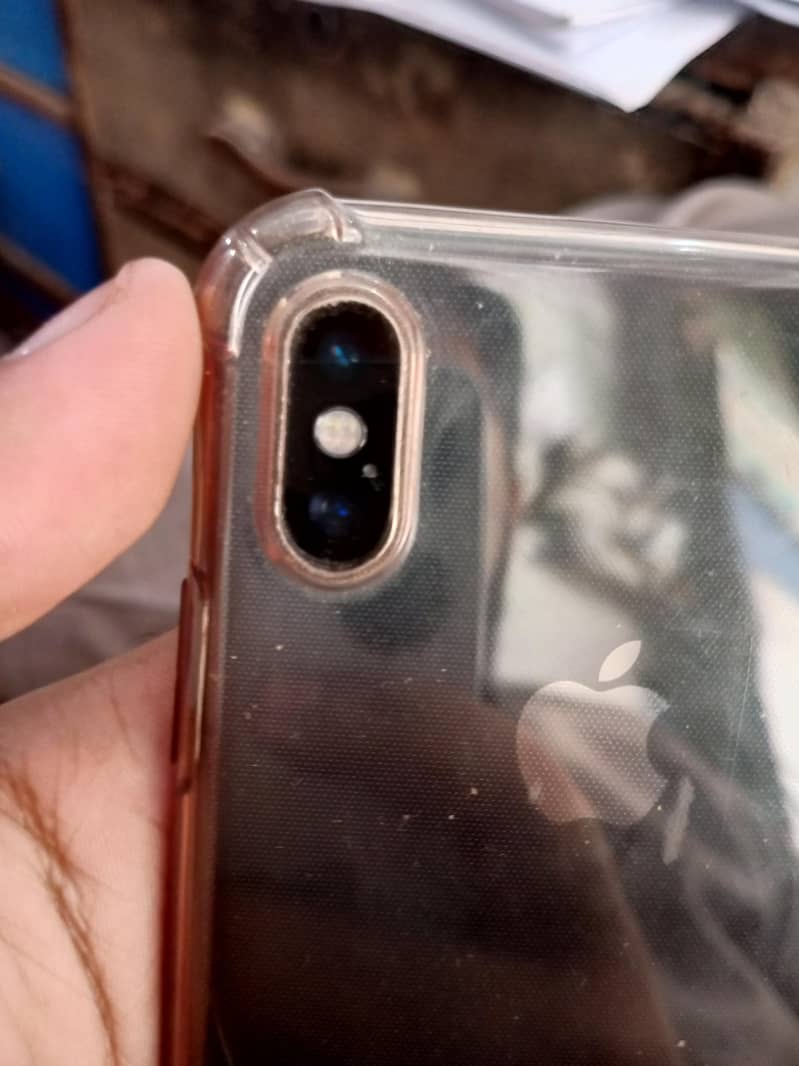 Apple iPhone X 3