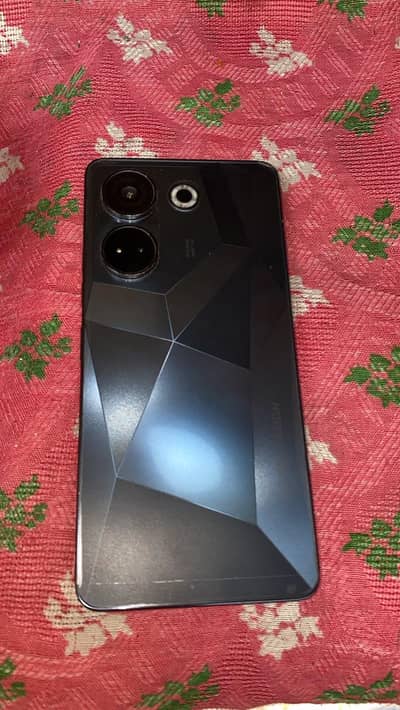 Tecno CAMON 20
