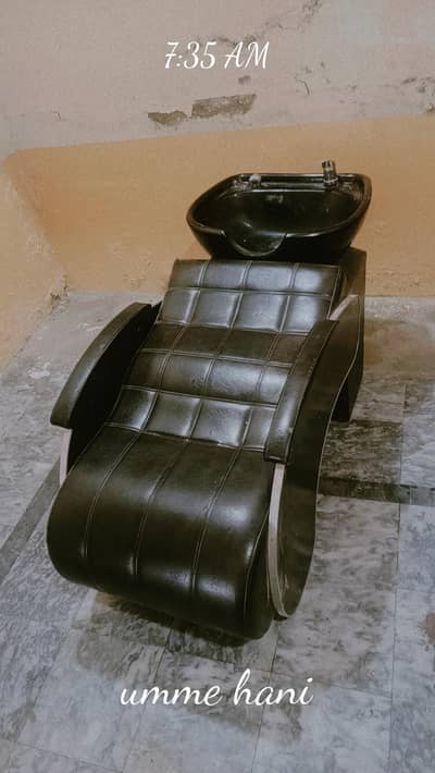 saloon item