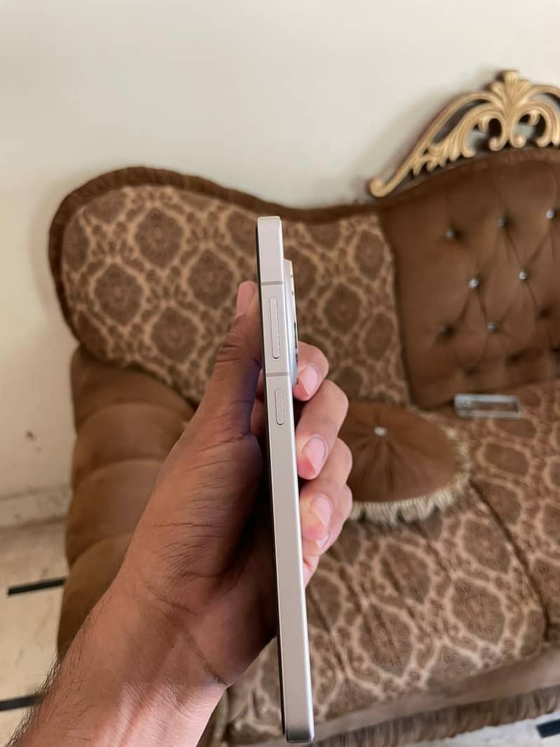 One Plus 13R 3