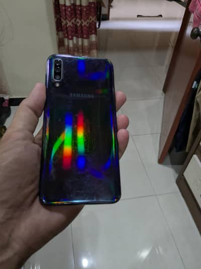 Samsung Mobile A50 4/128