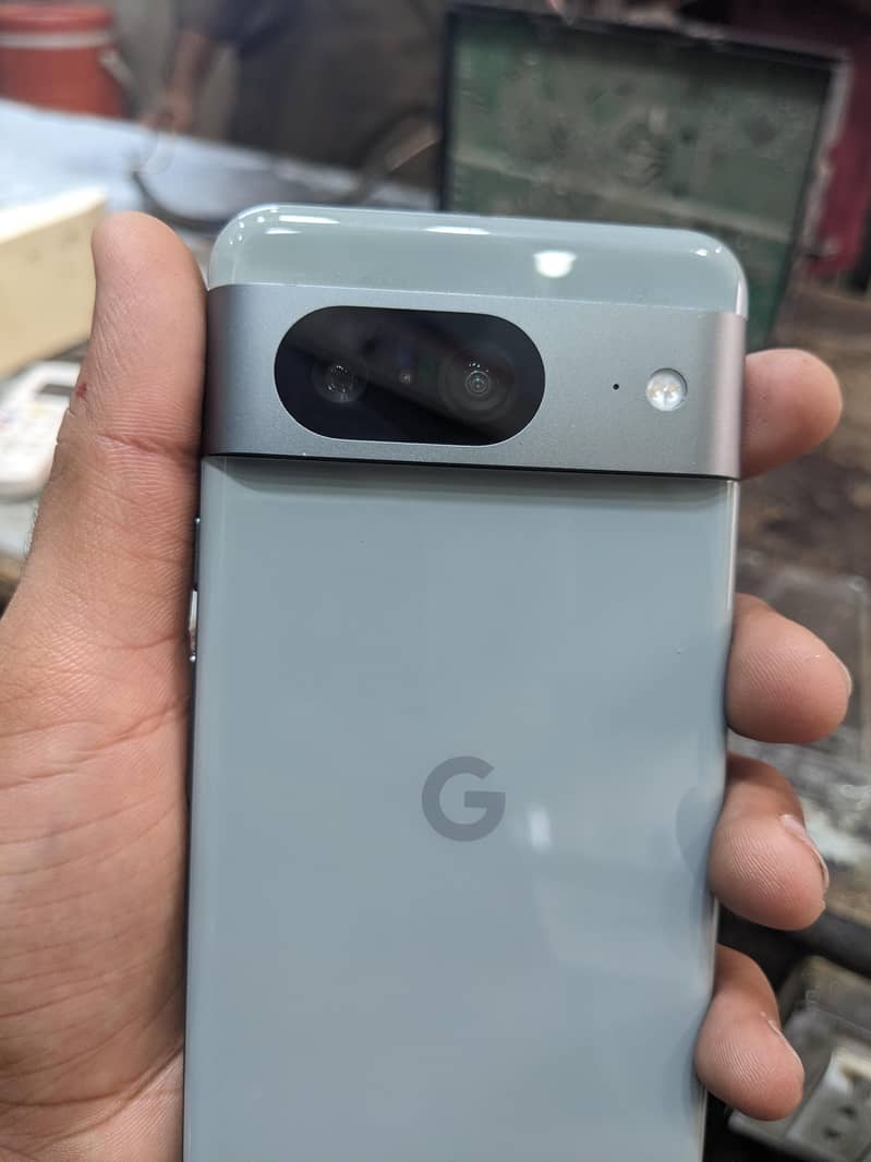 Google Pixel 8 1