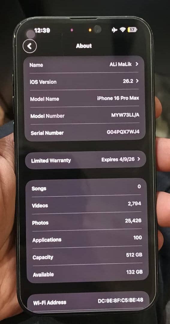 Apple iPhone 16 Pro Max 2