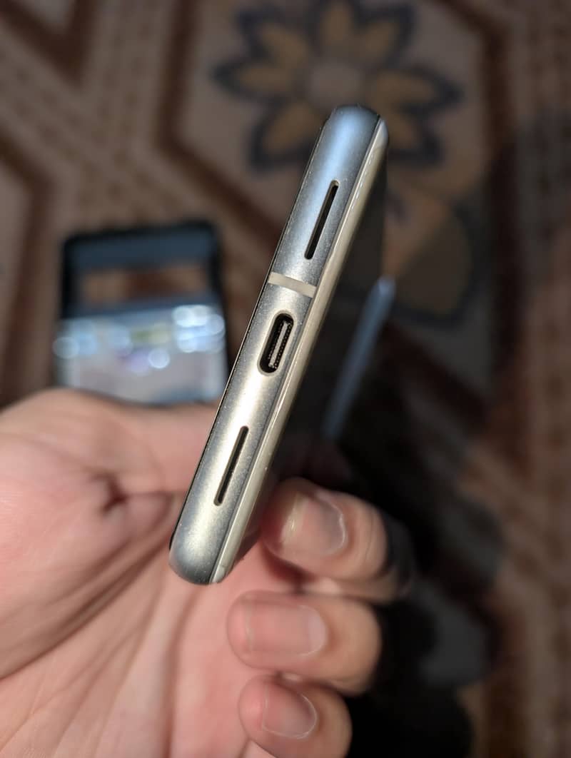 Google Pixel 7 2