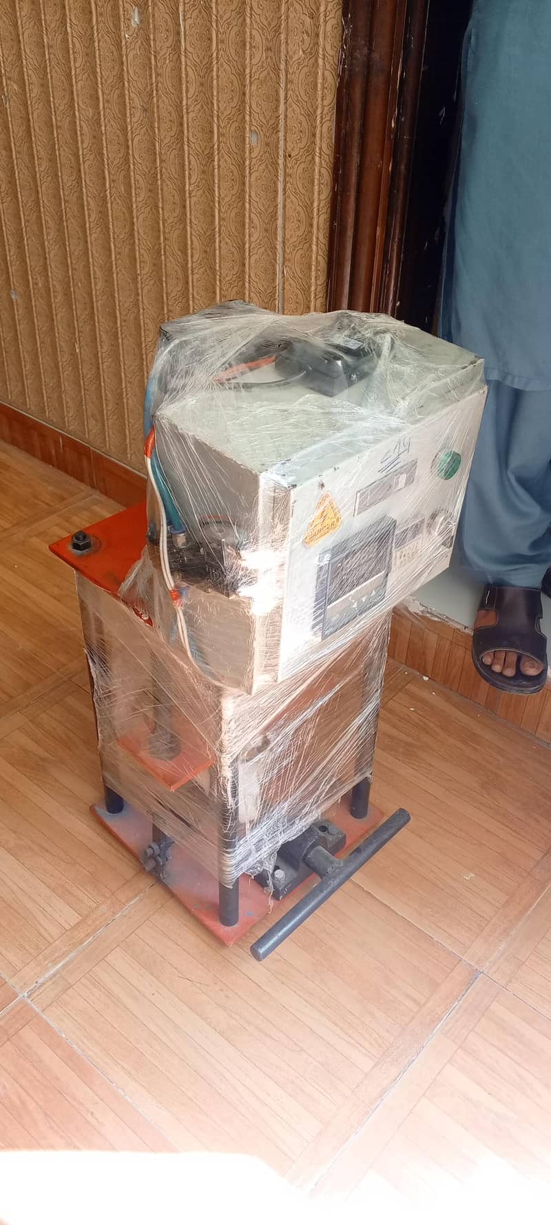 Data Cable Molding Machine 2
