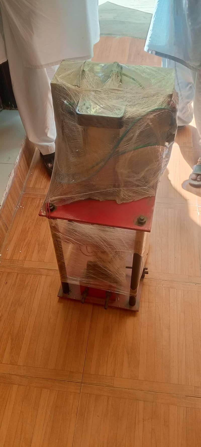 Data Cable Molding Machine 6