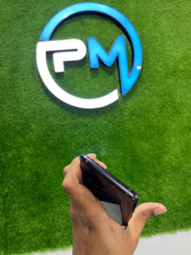 One Plus 8 Dual Sim 7