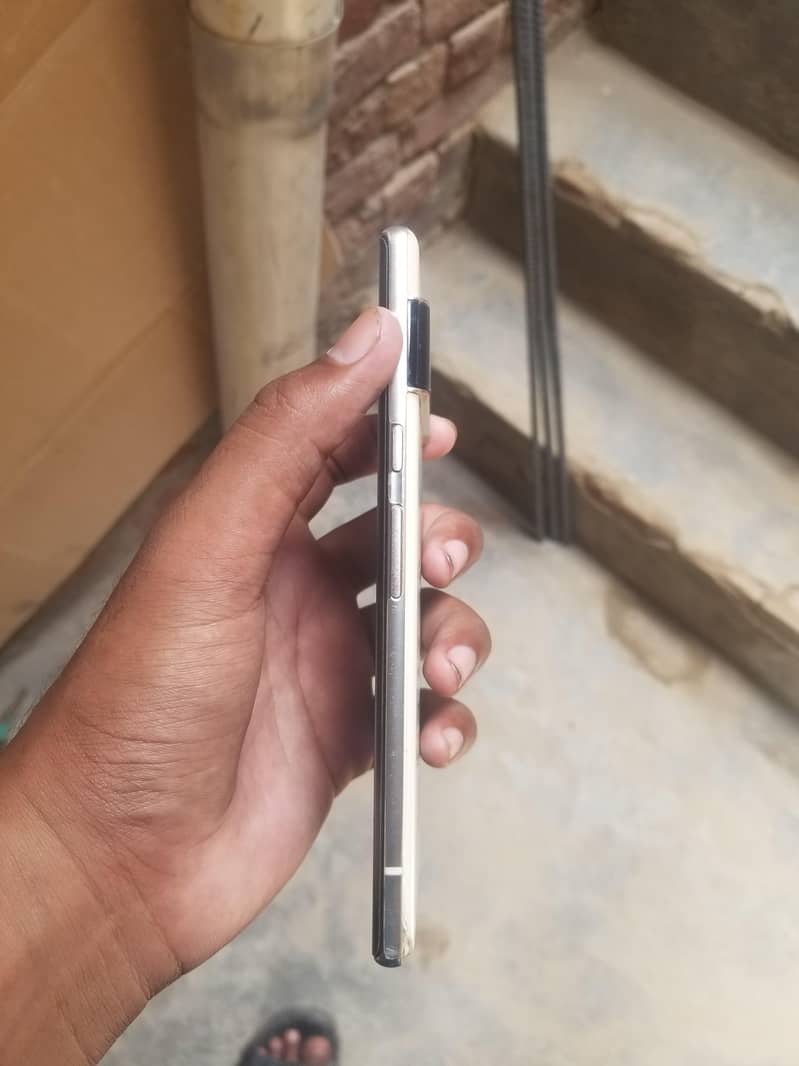Google Pixel 6 Pro 2