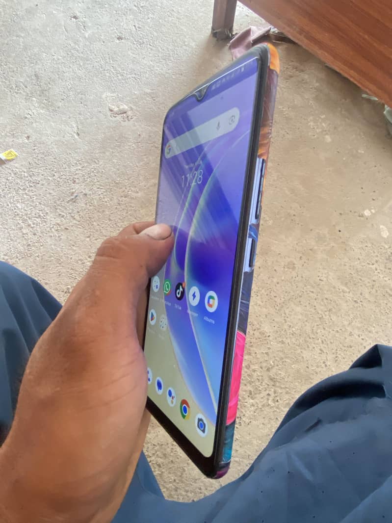 Vivo V21e 4