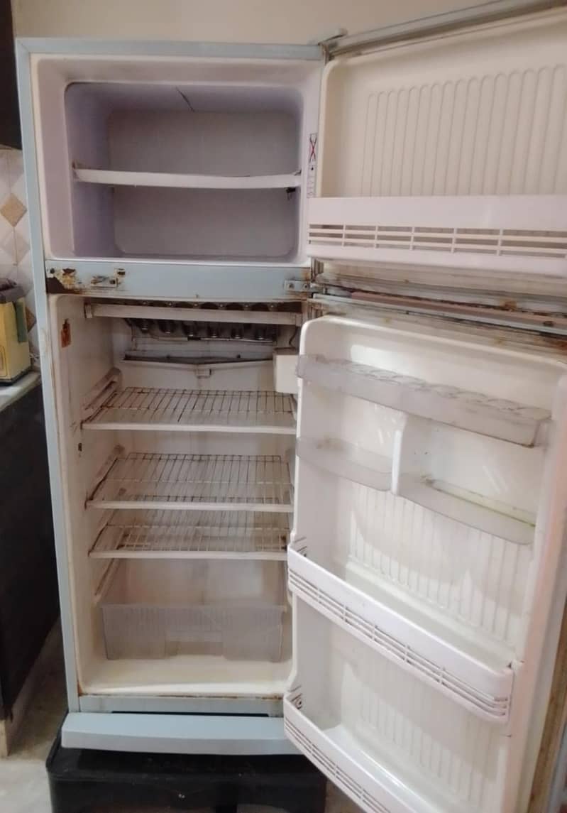 Refrigerator 5