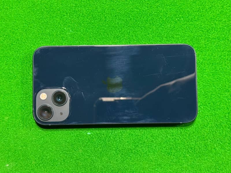 Apple iPhone 13 1