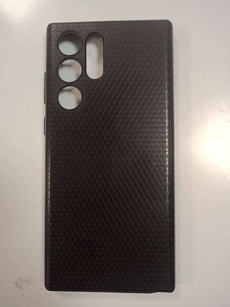 Spigen S22 Ulltra Case 0