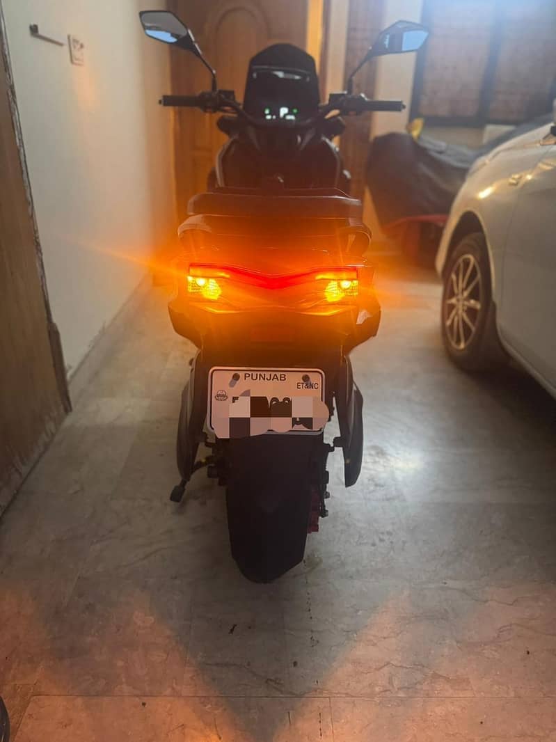 Revoo E52 2026 1