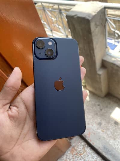 Apple iPhone 13 jv