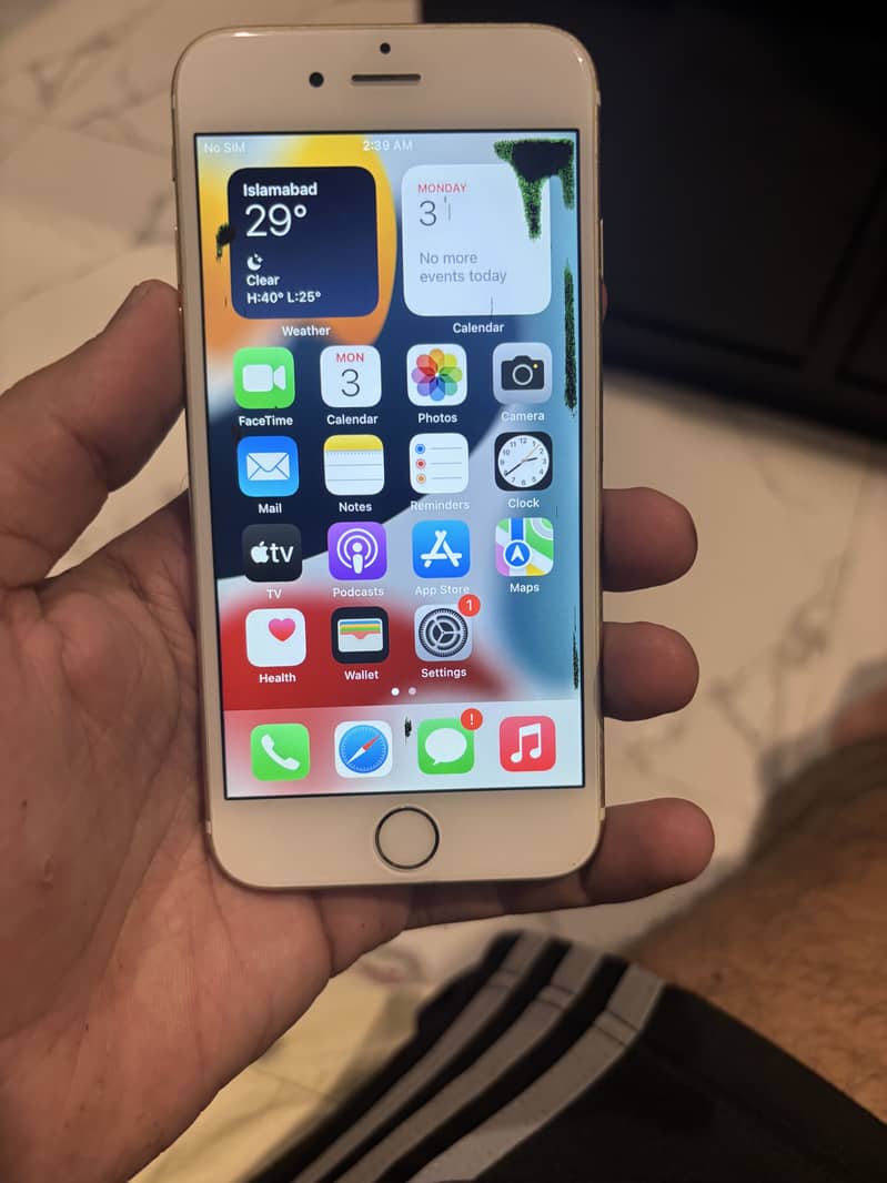 Apple iPhone 6S 4