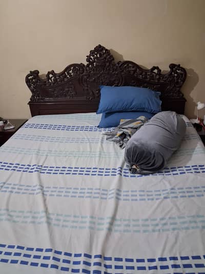 Solid Wood Carved Double Bed