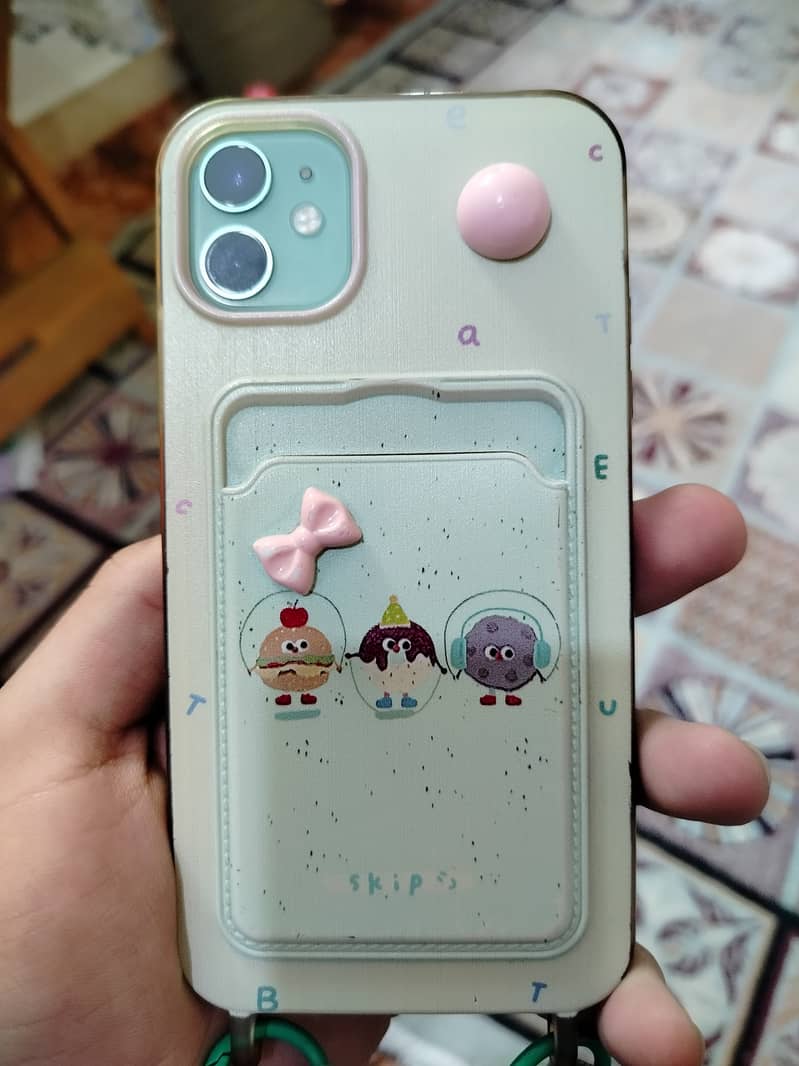 Apple iPhone 11 3