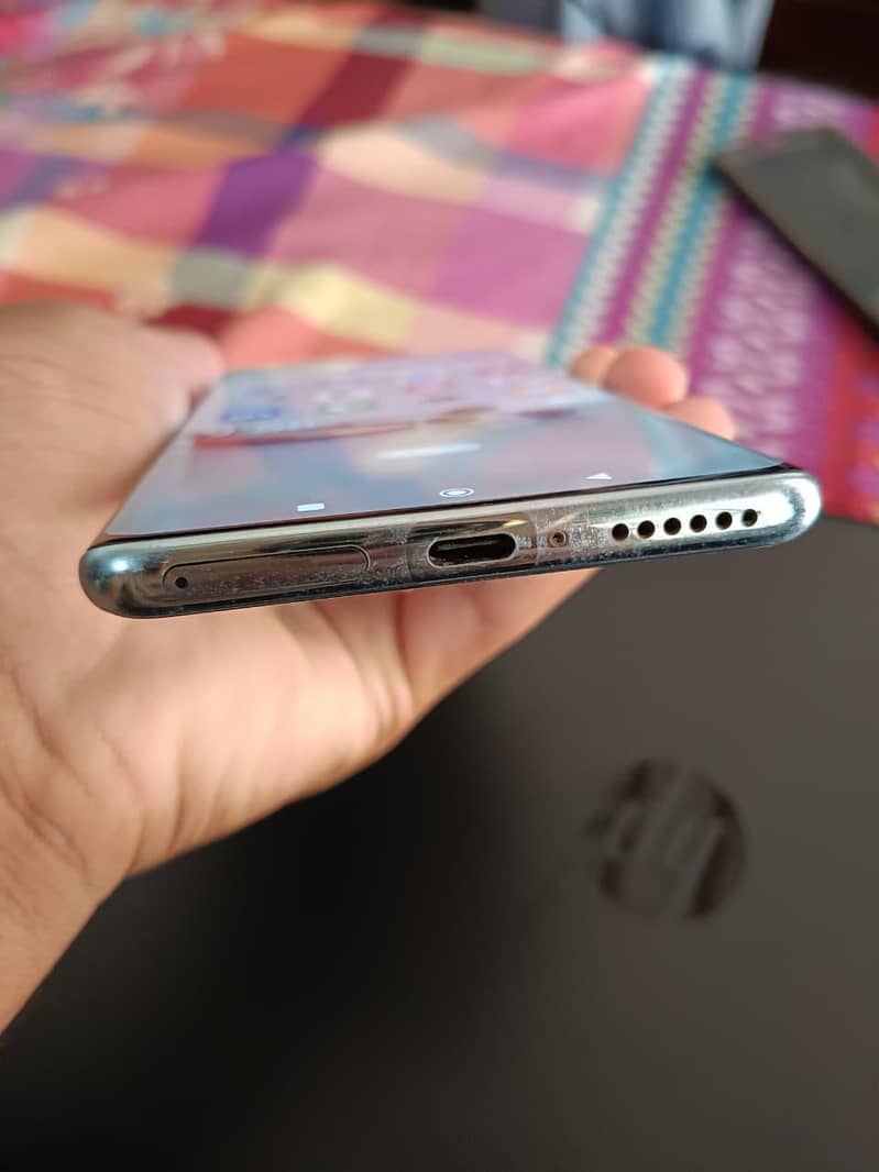 Xiaomi Redmi Note 14 Pro 3