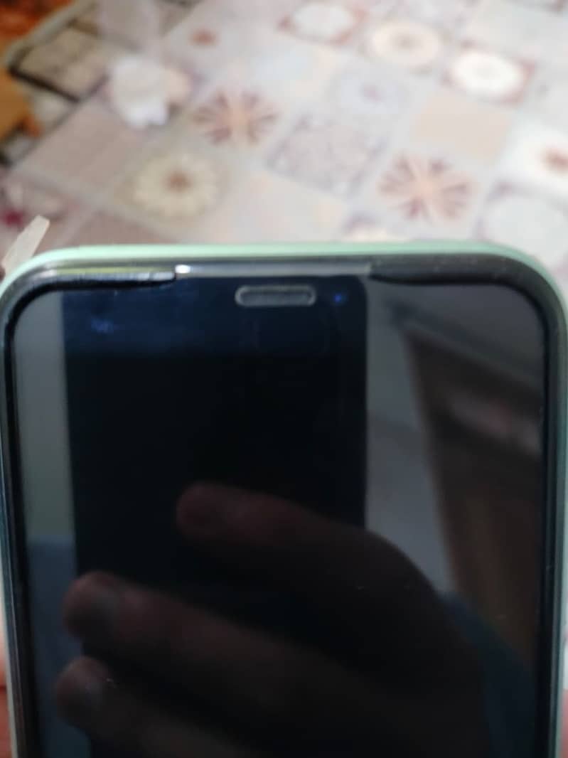Apple iPhone 11 Sim Working 2