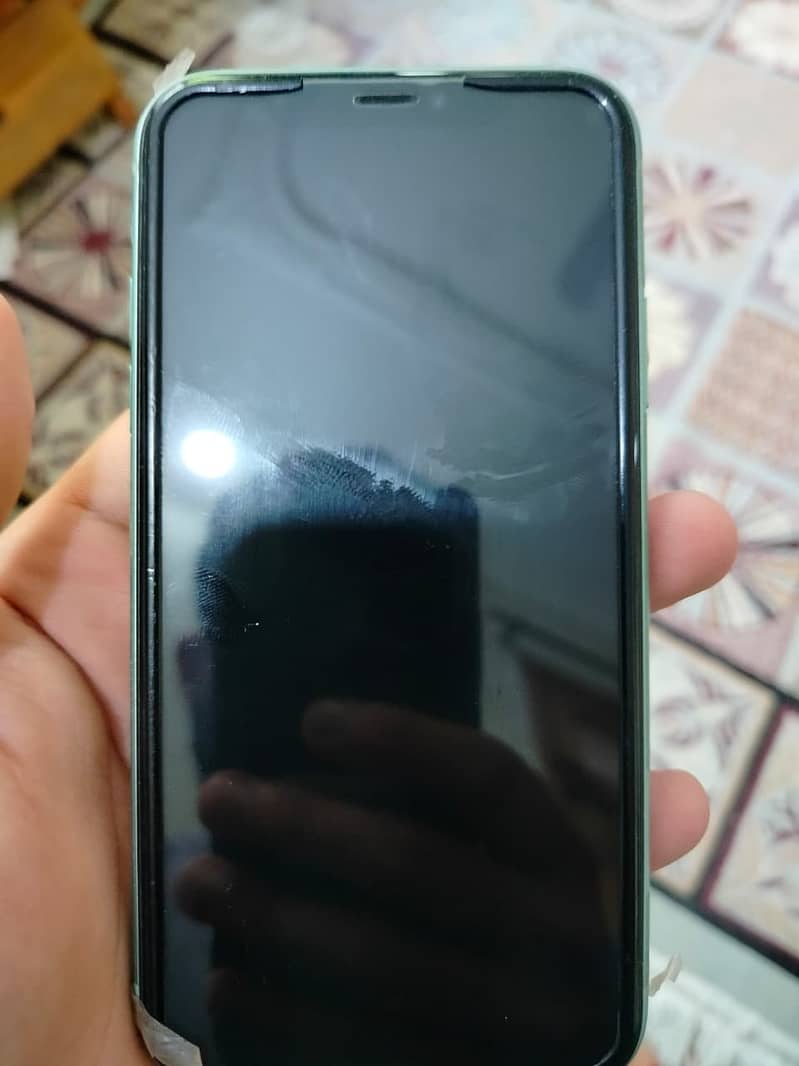 Apple iPhone 11 Sim Working 6